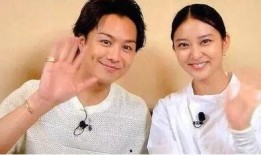 娱乐圈两个人吃瓜事件,揭秘明星幕后恩怨情仇